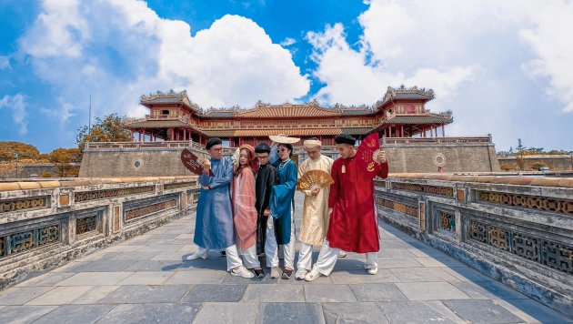 Tour Huế 1 Ngày: Những Địa Điểm Hấp Dẫn Bạn Không Nên Bỏ Qua